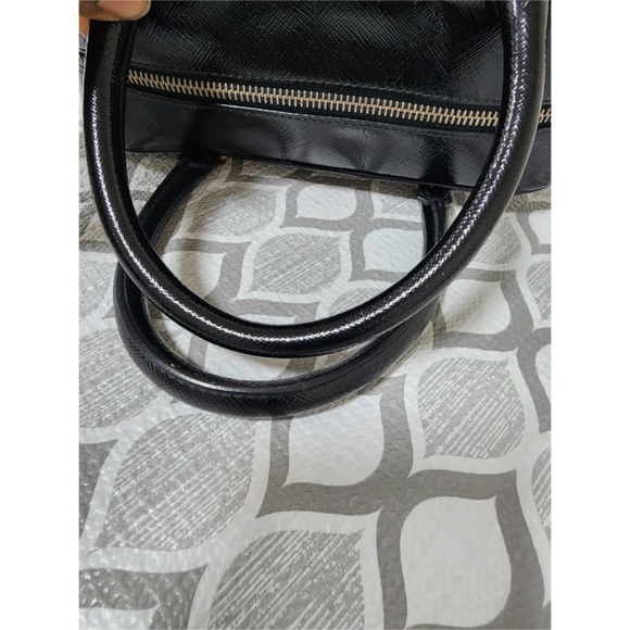 Authentic Prada Spazzolato Flower Shoulder Bag Black/White - Picture 7 of 11